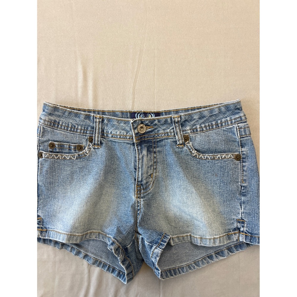 Angels Womens Denim Shorts Size 7 Medium Wash Embroidered Beaded Low Rise